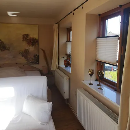 Zimmer Mit Gartenblick Schleswig Exterior photo